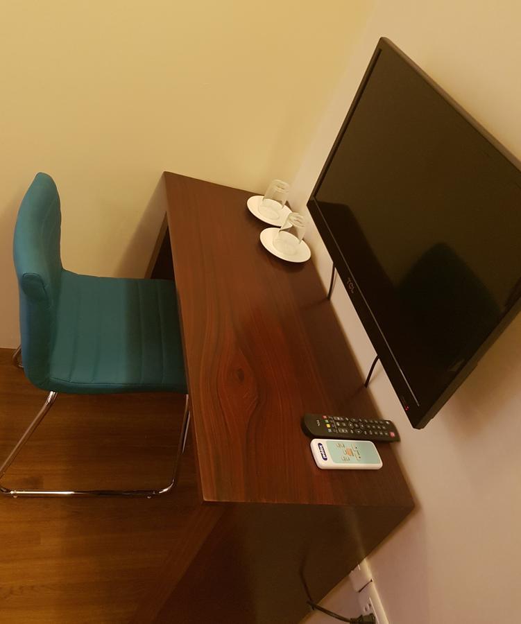 Aliria Bed And Breakfast Tagbilaran City Bagian luar foto