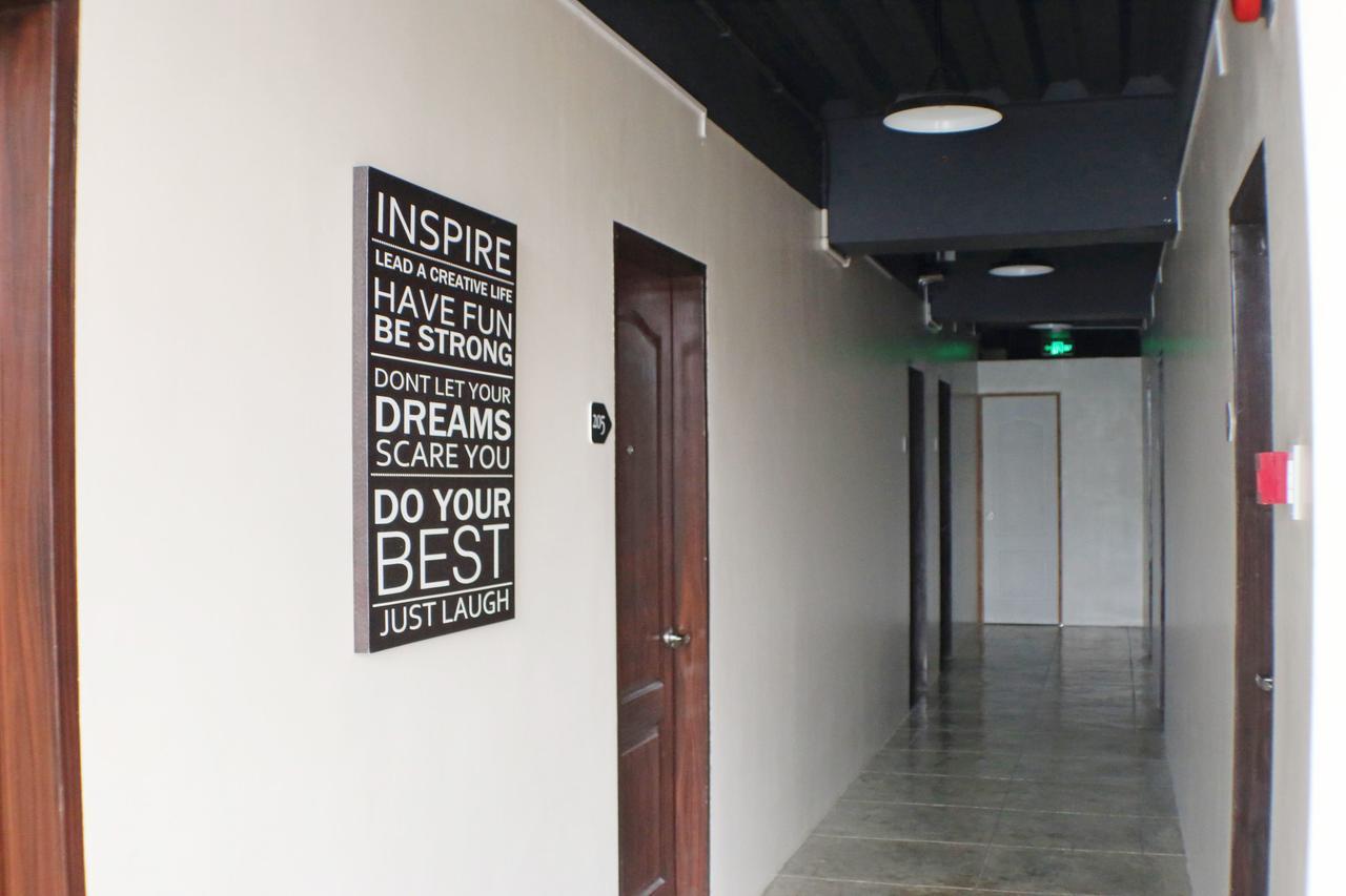 Aliria Bed And Breakfast Tagbilaran City Bagian luar foto