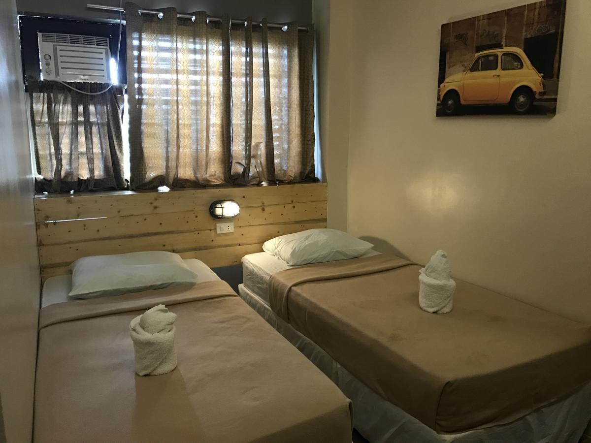 Aliria Bed And Breakfast Tagbilaran City Bagian luar foto