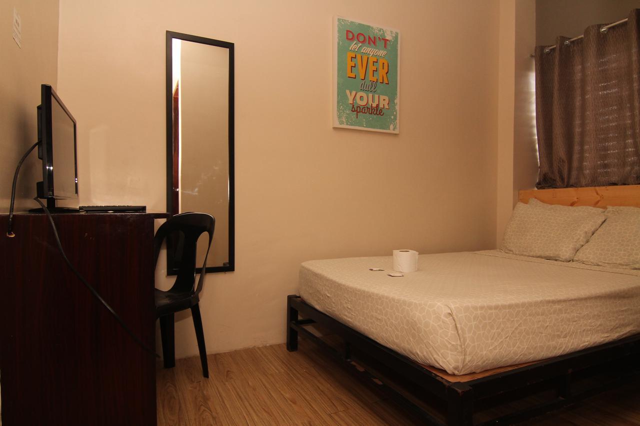 Aliria Bed And Breakfast Tagbilaran City Bagian luar foto
